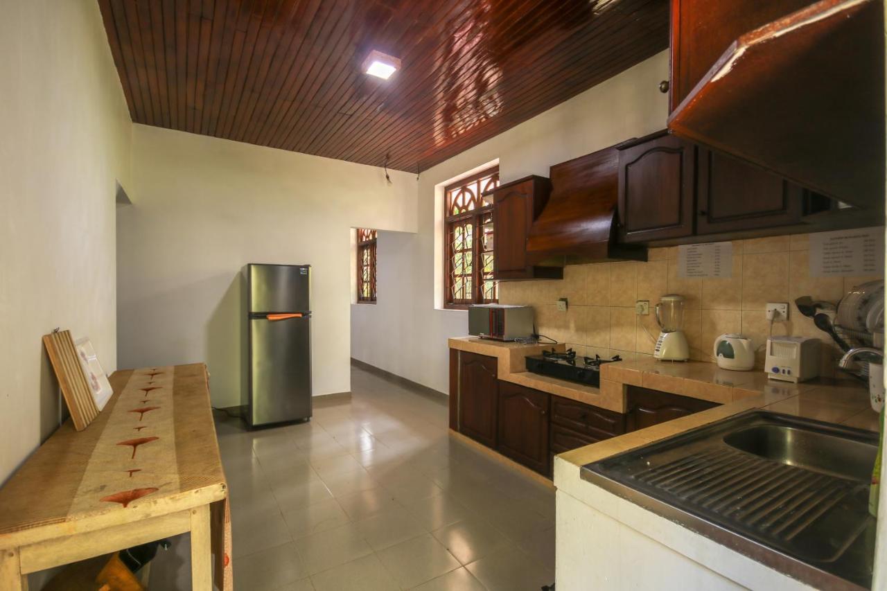 Villa Green White Unawatuna Exterior photo